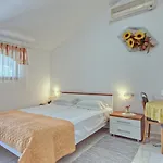 Apartment Apartmets Slavica 1644 Banjole