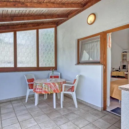 Apartmets Slavica 1644 Banjole