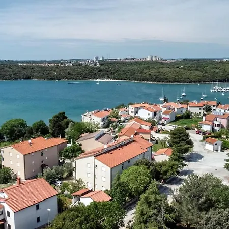 Apartmets Slavica 1644 *